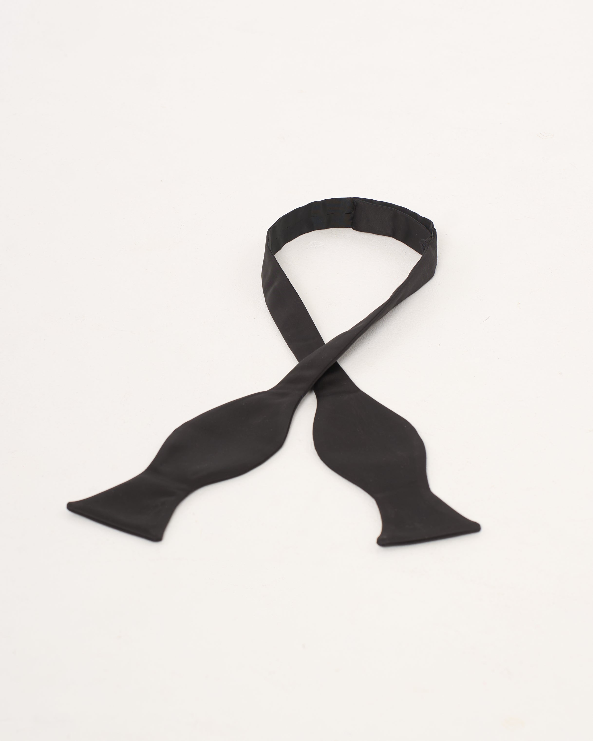 Papillon da annodare in raso di seta Nero