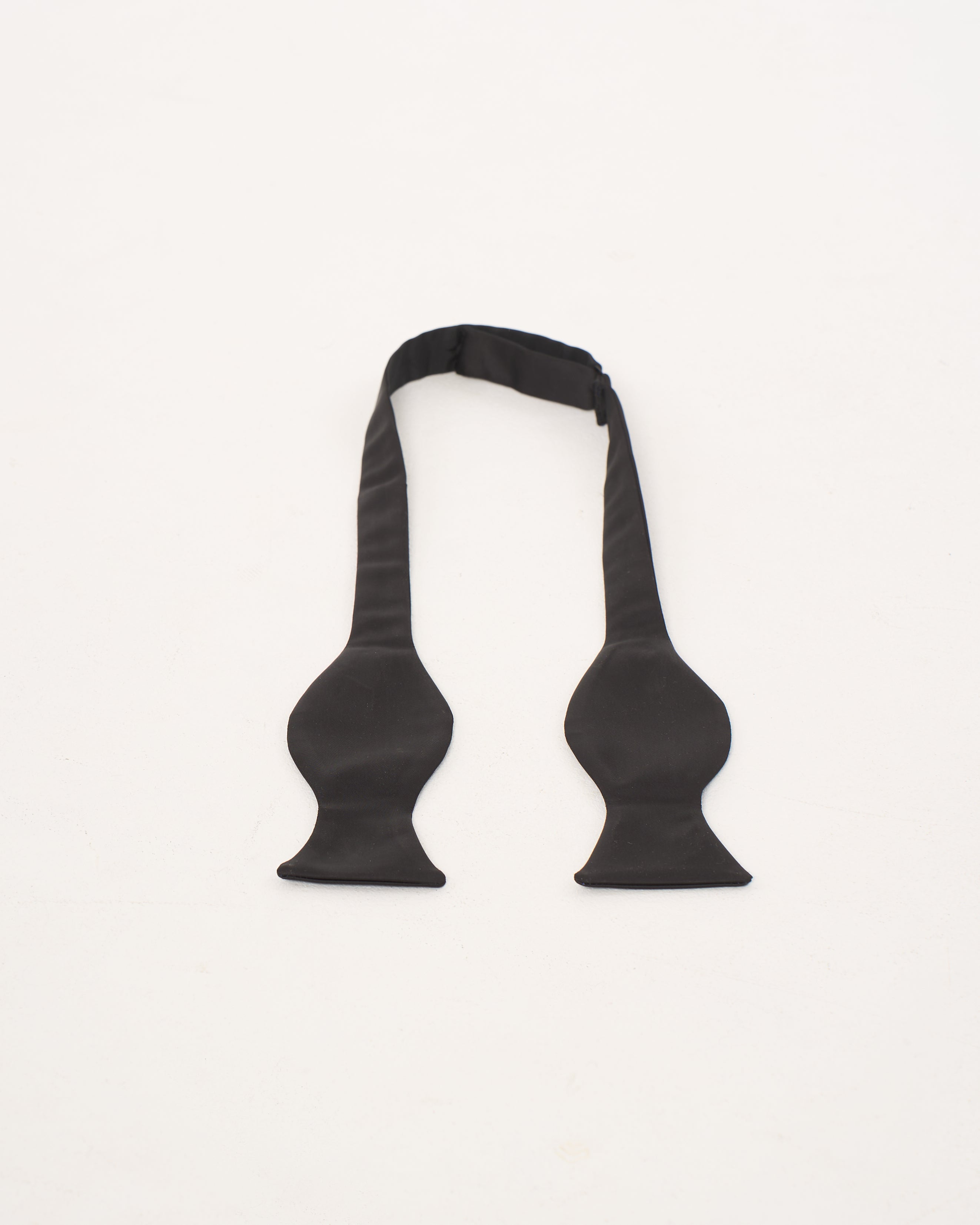 Papillon da annodare in raso di seta Nero